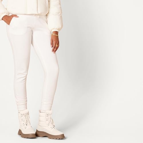Amazon Essentials Women's Lace Up Puffer Snow Boots with Chunky Heel