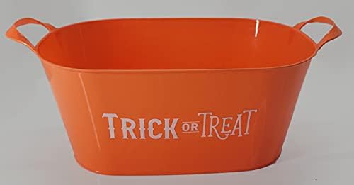 HALLOWEEN BOX (100) trick or treat, snacks, spooky, variety pack, Halloween box, boys, girls, college student, rubber duck, candy box