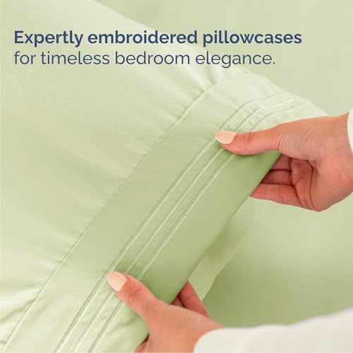 Queen Size 4 Piece Sheet Set - Breathable & Cooling - Light Sage Green