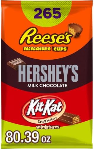 Hershey's Assorted Chocolate Halloween Candy Bulk Variety Pack, 80 oz