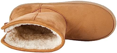 Amazon Essentials Women's Faux Fur Lined Shearling Boots, Pull-On Design