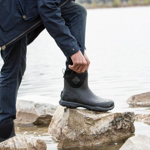 MUCK Men's Arctic Excursion Ankle Boots