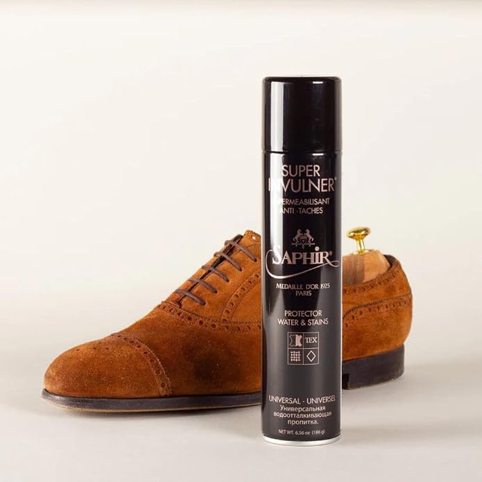 SAPHIR Medaille d’Or Super Invulner – Waterproof Spray for All Leather Shoes & Boots, Shoe Protector Spray – Neutral