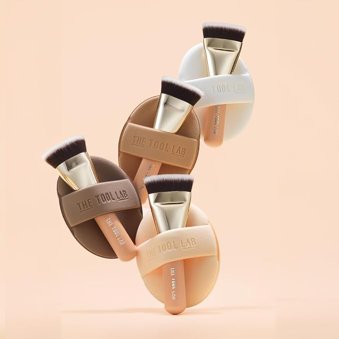 THE TOOL LAB All Day Airy Fitting Duo (Fitting type), Makeup Set with Flat Foundation Brush and Liquid Foundation Puff, Portable Case with 1.1" Flat Brush, Korean Makeup