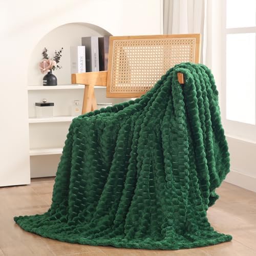 Dark Hunter Green Throw Blanket 50"×60" Fuzzy 3D Jacquard Decorative