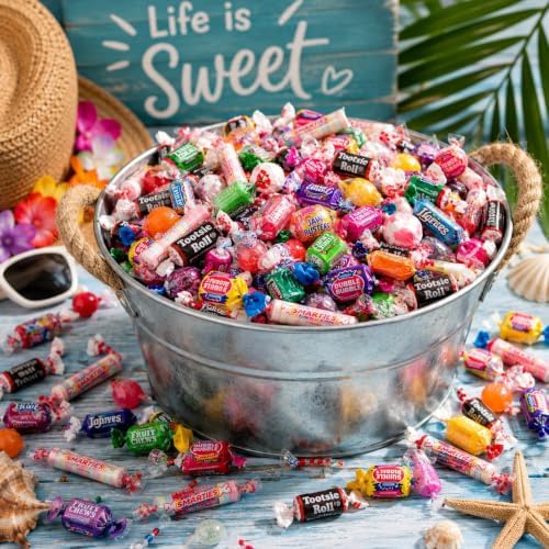 Fun Express Bulk Candy Variety Pack 30 lb, Approx 3000 Pieces