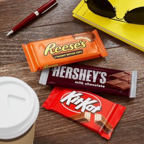 HERSHEY'S, KIT KAT & REESE'S Milk Chocolate Variety Box, 18 ct
