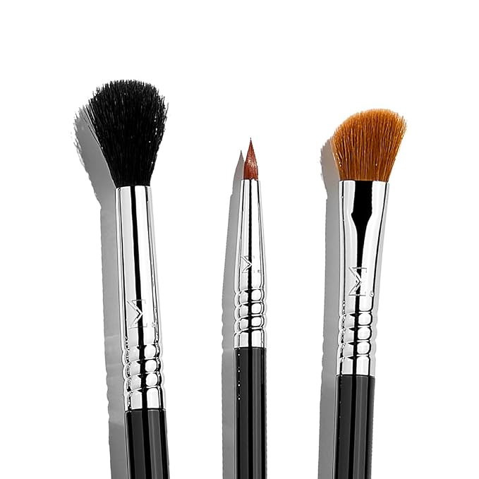 Sigma Beauty Basic Eye Brush Set — Classic Eye Makeup Brushes with Premium Fibers and Sleek, Durable Handles for Eyeliner, Eyeshadow, & Eyebrows, Includes 7 Black Makeup Brushes