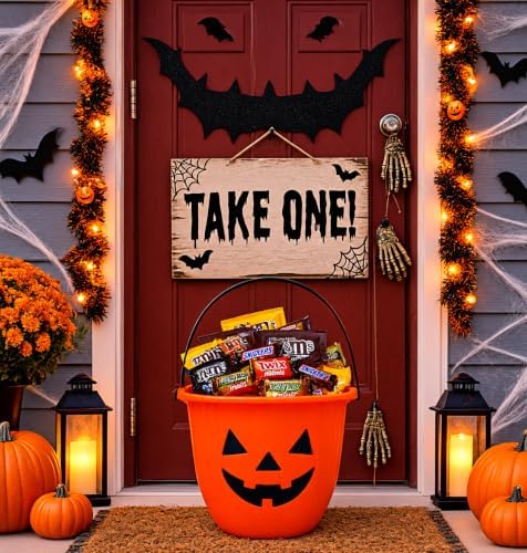 Halloween Candy Variety Pack Gift Box, 2.65 LB Bulk Fun Size Chocolate Candy Assortment, Individually Wrapped Trick or Treat Candy, Party Favors, Office & Halloween Treats