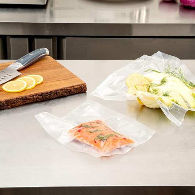 Restaurantware Fresh Hero 6 x 8 Inch Vacuum Sealer Bags 1000 Food Storage Bags - 3 mil Thick Microwavable Clear Plastic Sous Vide Bags Freezable For Storing Food Or Sous Vide