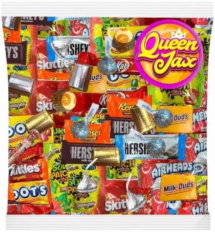 Chocolate and Candy Variety Pack - 2 LB Assorted Chocolate Candy Bulk - Bulk Candy Bag Candy Mix - Candy Bulk Individually Wrapped Candy - Chocolates - Variety Candy Bag - Cold Pack Included