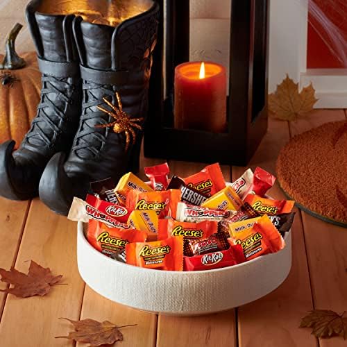 Hershey Miniatures Assorted Flavored, Halloween Candy Bulk Bag, 78.24 oz, 275 Pieces (Pack of 2)