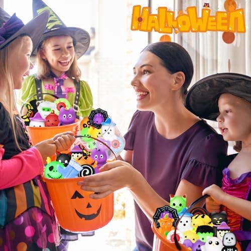 200 PCS Squishy Toys, Halloween Party Favors for Kids, Goodie Bags Fillers