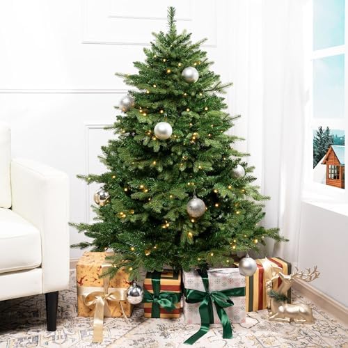 Naomi Home Cynthia 4.5ft Artificial Prelit Christmas Tree
