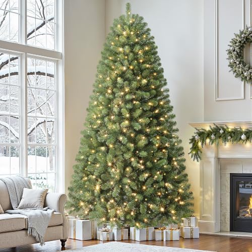 Alupssuc 7.5ft Classic Spruce Artificial Prelit Christmas Tree