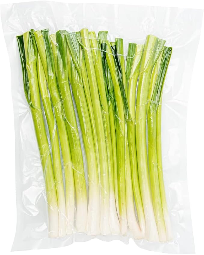 Restaurantware Fresh Hero 14 x 12 Inch Vacuum Sealer Bags 1000 Food Storage Bags - 3 mil Thick Microwavable Clear Plastic Sous Vide Bags Freezable For Storing Food Or Sous Vide Cooking