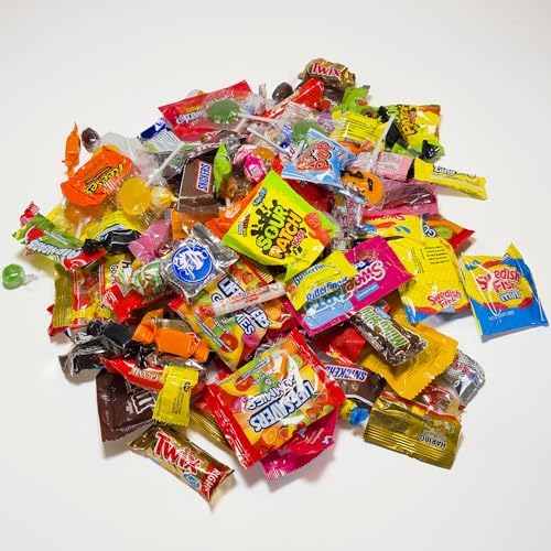 HALLOWEEN BASKET (125), trick or treat, snacks, spooky, variety pack, halloween box, boys, girls, college student, rubber duck, candy box, toys