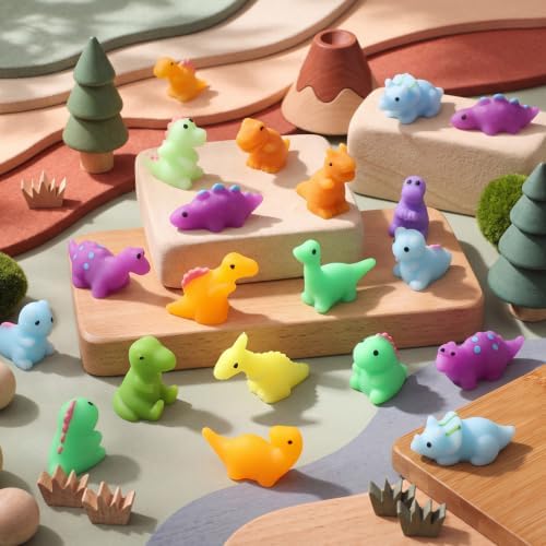 Thenshop 30 Pcs Dinosaur Balls 15 Assorted Styles