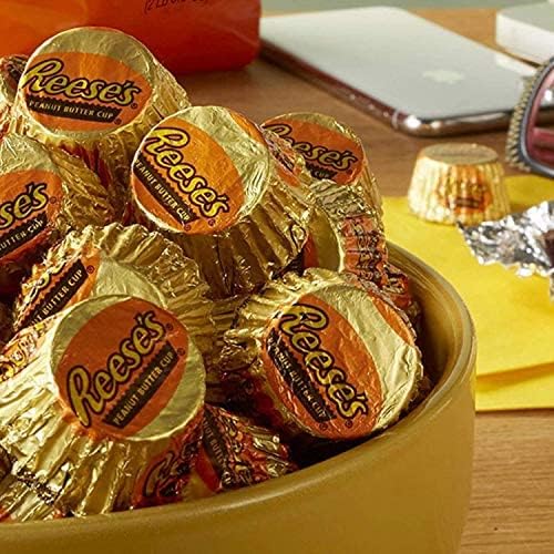 Mini Peanut Butter Cups - 4 Pound Bag - Bulk Chocolate - Individually Wrapped Chocolates - Queen Jax - Peanut Butter Cups Mini - Miniature PB cups