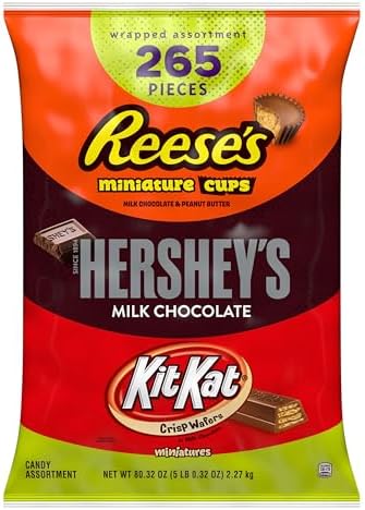 Hershey's Assorted Chocolate Halloween Candy Bulk Variety Pack, 80 oz