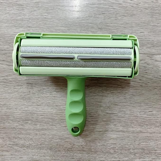 Pet Lint Roller for Clothes, Reusable, Easy Cleaning Catches and Removes Fluffs and Cats Or Dogs Hair from Furniture, Carpets, Clothes, Car Seats and Almost Every Surface