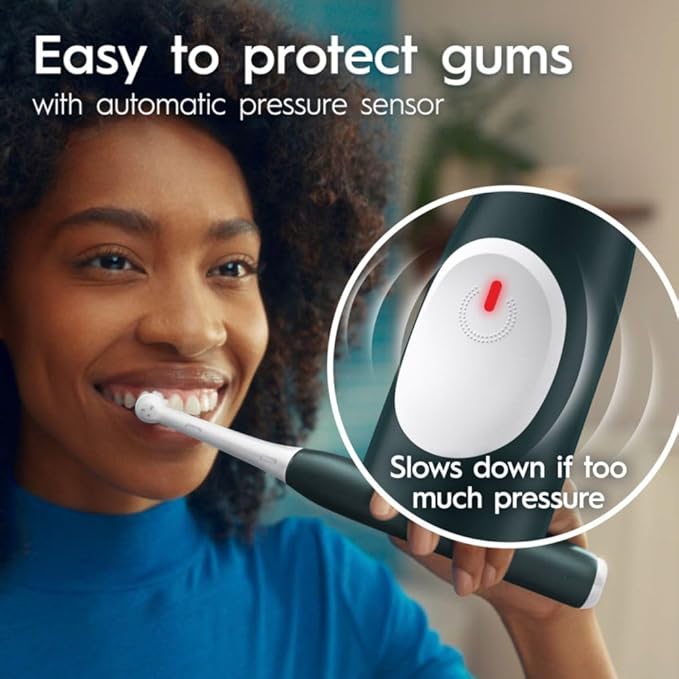 Oral-B Rechargeable Electric Toothbrush, iO2 Starter Kit, 3 Cleaning Modes, Automatic Pressure Sensor to Protect Gums, 2 Brush Heads, Forest Green