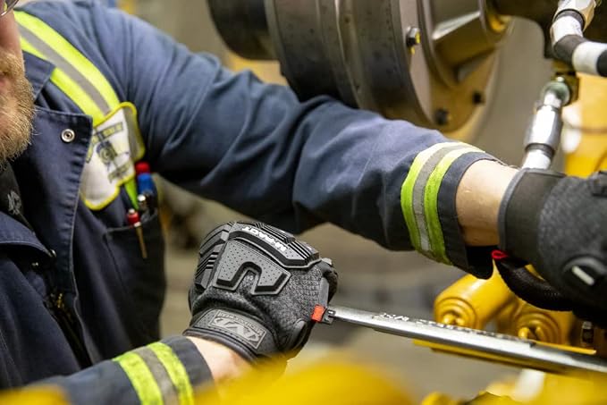Mechanix Wear ColdWork M-Pact Winter Work Gloves - Insulated Wind & Water Resistant Heavy Duty Work Gloves - Impact Protection - Machine Washable - X-Large - Black & Grey