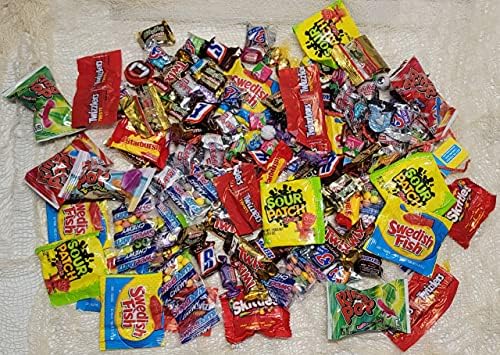 HALLOWEEN BOX (100) trick or treat, snacks, spooky, variety pack, Halloween box, boys, girls, college student, rubber duck, candy box