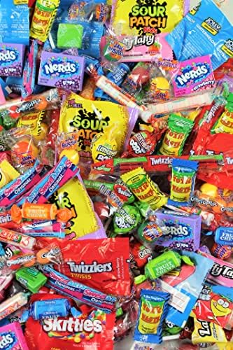 Ultimate Assorted Candy Party Mix - 2 LB Bag - Mega Variety Bulk Assortment - Individually Wrapped Candy - Queen Jax - Variety Pack