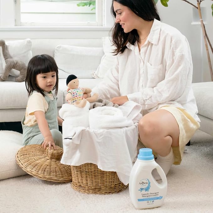 AspenClean | HE Liquid Laundry Detergent | Unscented | Non - Toxic | Natural | EWG Verified | Safe for Babies, Pets & Kids | 64 fl oz (2-pack)