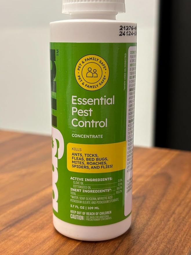 BugMD Ant Killer & Bug Spray Concentrate - Indoor Cockroach and Roach Killer, Spider Spray for Home, Fly and Insect Defense, Essential Oils, Plant-Powered, Eco-Friendly Pest Control - 3.7 Oz