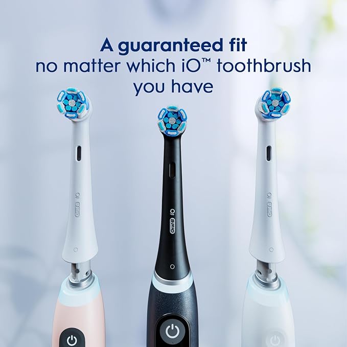 Oral-B iO Series Ultimate Clean Electric Toothbrush Replacement Brush Heads for an Oral-B Electric Toothbrush, 4 Count, Black
