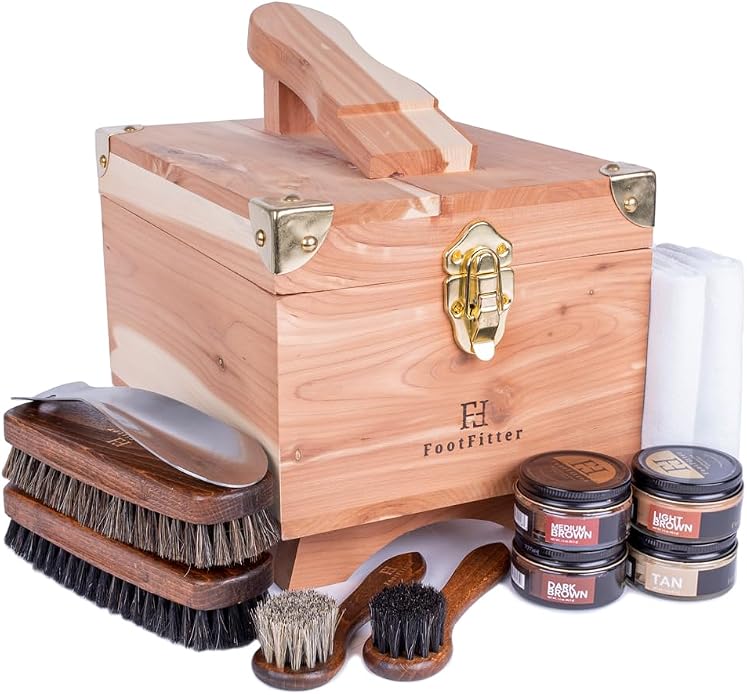 FootFitter Grand Cedar Shoe Shine Valet Set, Premium Leather Care Kit | Cedar Valet Box with Shine Brushes, Daubers, Cloths & Creams, Complete Leather Care Set for Polishing & Maintaining Footwear