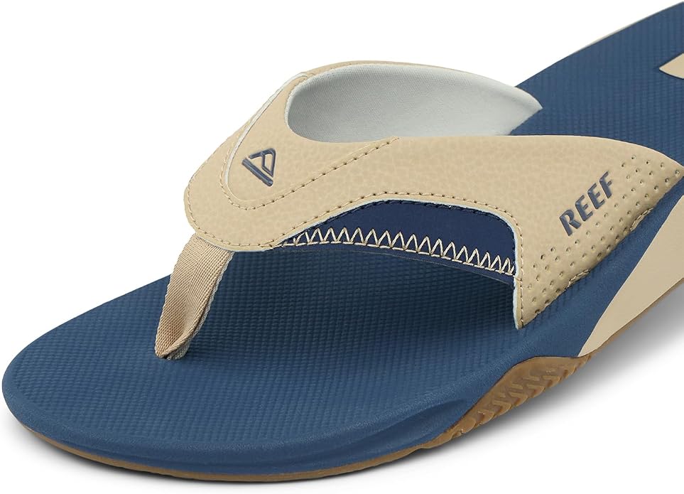 REEF Men's Fanning Bottle Opener Flip Flops