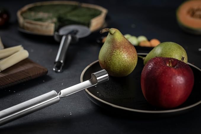Kuhn Rikon Essential Apple Corer – Durable Stainless Steel Handle and Blade for Easy Core Removal – Comfortable Grip