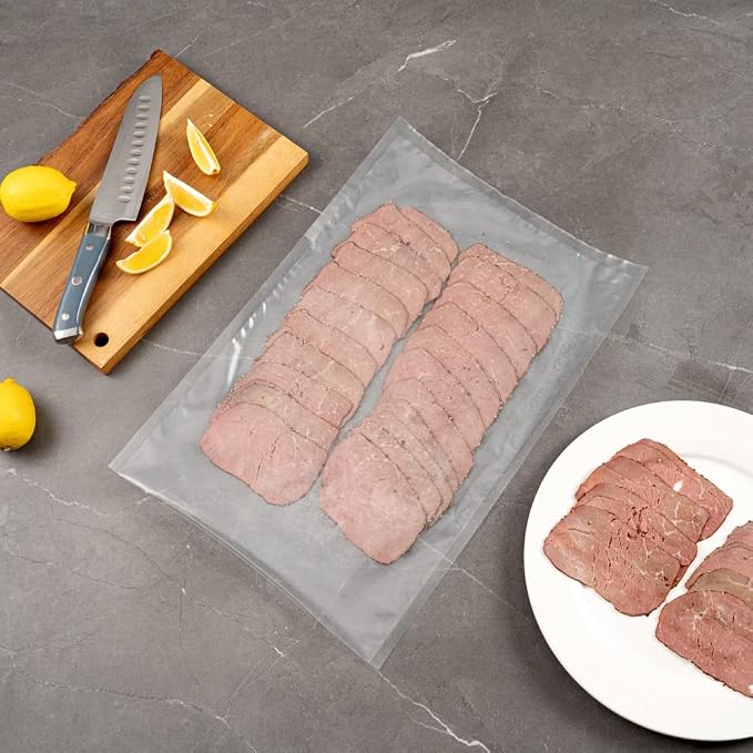 Restaurantware Fresh Hero 18 x 12 Inch Vacuum Sealer Bags, 1000 Food Storage Bags - 3 mil Thick, Microwavable, Clear Plastic Sous Vide Bags, Freezable, For Storing Food Or Sous Vide Cooking