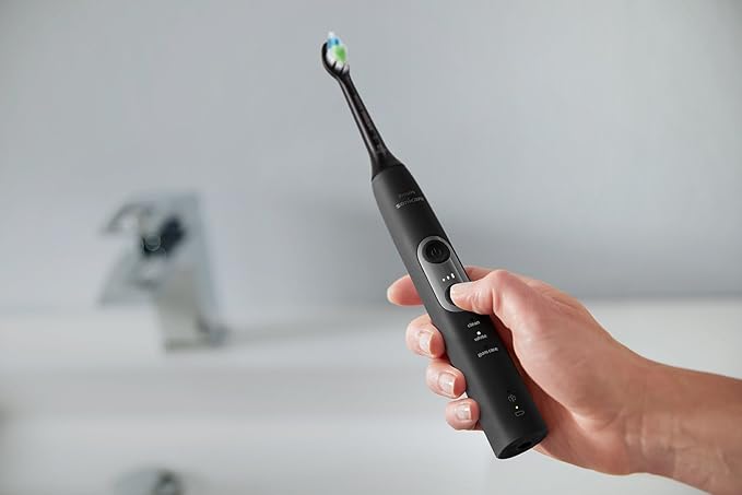 Philips Sonicare ProtectiveClean 6500 Rechargeable Electric Toothbrush, with Pressure Sensor, 3 Cleaning Modes, SmarTimer and QuadPacer, 14-Day Battery Life, Charging Travel Case, Black, HX6462/08