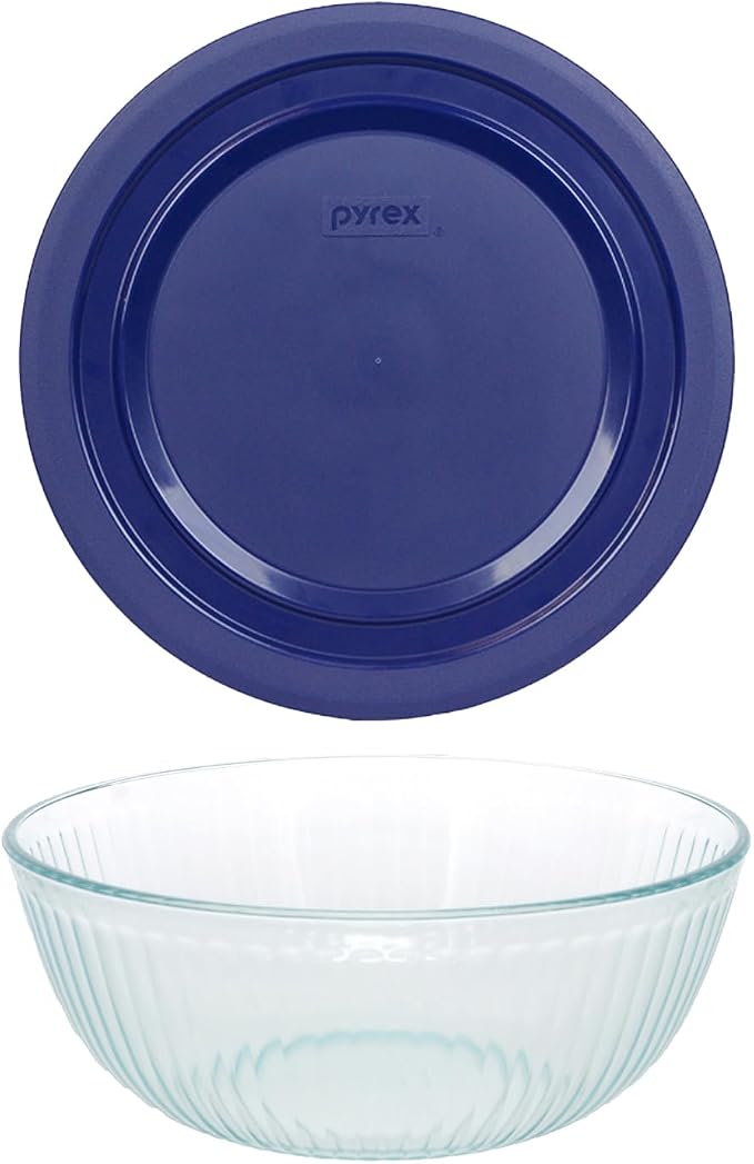 Pyrex 7404 (4.5Qt) Glass Mixing Bowl & 7404-PC Blue Lid - Made in USA | Clear Glass | BPA-Free Plastic Cover | Round Shape | Food Prep Use | Top Rack Dishwasher Safe | Resists Stains & Odors