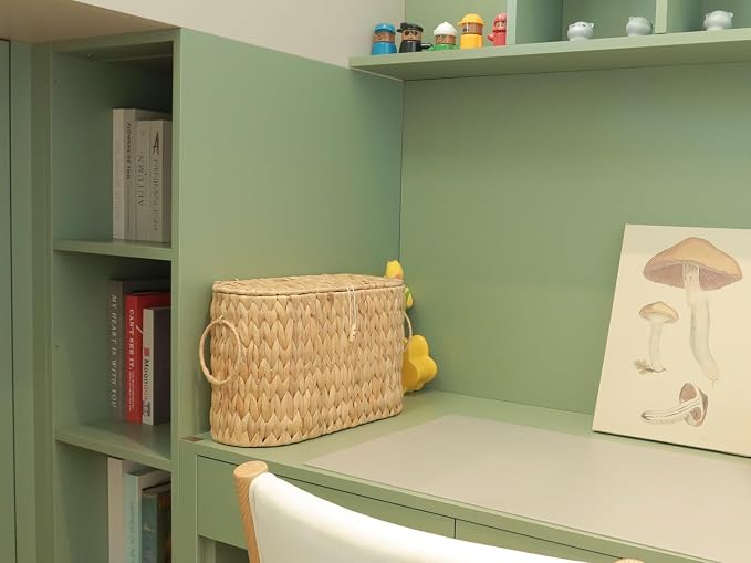 Coeusy Toilet Paper Basket with Lid,Wicker Basket for Bathroom Organizers and Storage,Holds Up to 6 Mega Rolls, Decorative Hand-Woven Rattan Bathroom Decor Accessories,Natural Water Hyacinth
