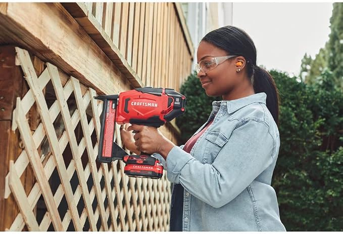 CRAFTSMAN V20 Narrow Crown Stapler, Cordless, 18 Gauge, Tool Only (CMCN618NB)