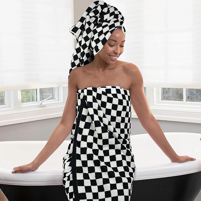 Jacquotha Black and White Checkered Cotton Bath Towels Set of 2 | Cute Aesthetic Towels for Bathroom Decor, Pool, Beach, Spa, 27.5" x 55"