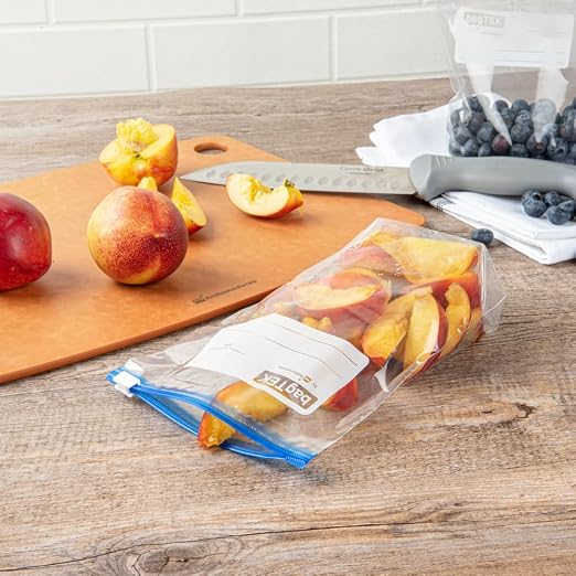 Restaurantware-Bag Tek 1 Quart Freezer Slider Bags, 25 Disposable Zipper Pouch Bags - Slide Zipper, Expandable Bottom, Clear Plastic Freezer Bag, With Write-On-Label, For Food Storage