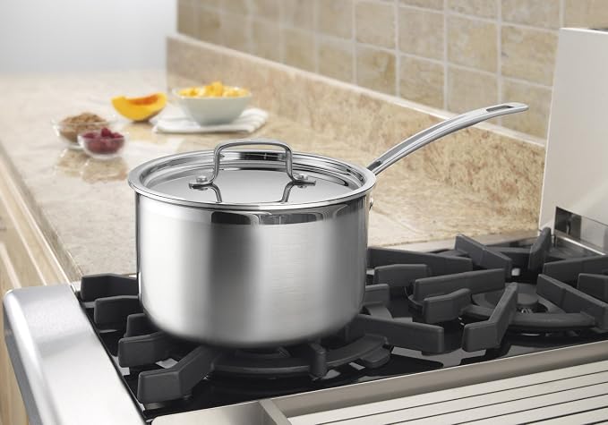 Saucepan with Lid Size: 4 qt.