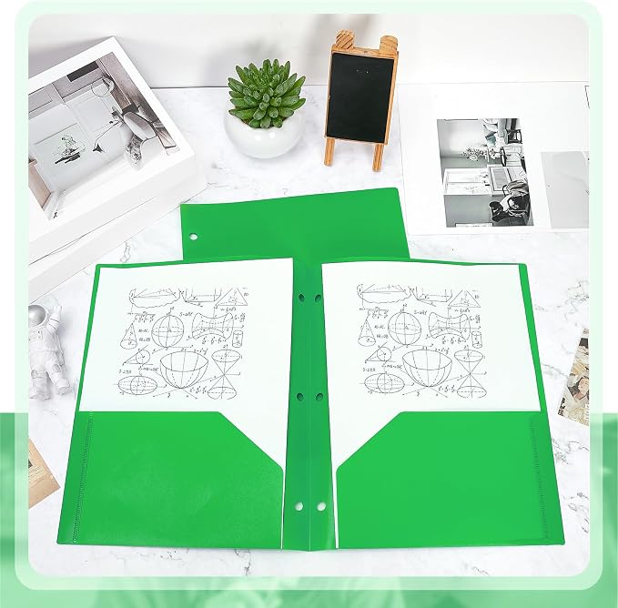 Yeaqee 100 Pcs Plastic Folders with Pockets Bulk 3 Hole Punched 2 Pocket File Folders for 3 Ring Binder Divider Folder for Notebooks, Durable Poly for Office Home (Green)