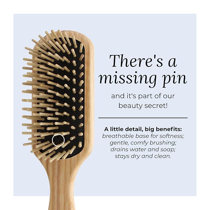 TEK | Rectangular Wooden Hair Brush Medium with Short Rounded Teeth in Natural Ash Wood, Ideal for Detangling, Styling and Daily Care of Short and Medium-Lenght Hair | 22x5.5cm | Handmade in Italy