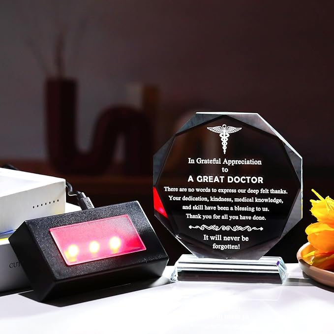 Movdyka Doctor Appreciation Gifts Glass Plaque, Laser Engraved Doctor Gifts for Men Women with LED Base, Unique Retirement Gifts for Doctors, Best Doctor Ever Thank You Gift, Doctors Day Keepsake