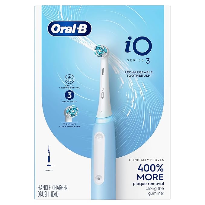 Oral-B Rechargeable Electric Toothbrush, iO3 Clean & Protect, 3 Cleaning Modes, Visual Pressure Sensor to Protect Gums, Blue
