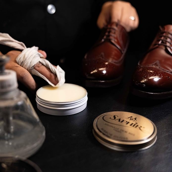 SAPHIR Medaille d’Or Mirror Gloss - Natural Wax Polish for Leather Shoes & Boots