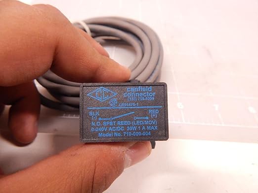 710-000-004 1 AMP, 240 VAC/DC, 2-Wire, 30 W, 7000 Series, CLAMP Style, LED, NO SPST, Reed Switch, Standard Cable Connector Style