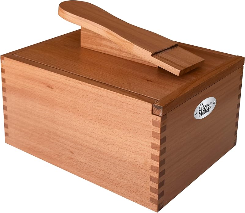FOOTMATTERS Shoe Shine Valet Box - Hardwood Boot & Shoe Care